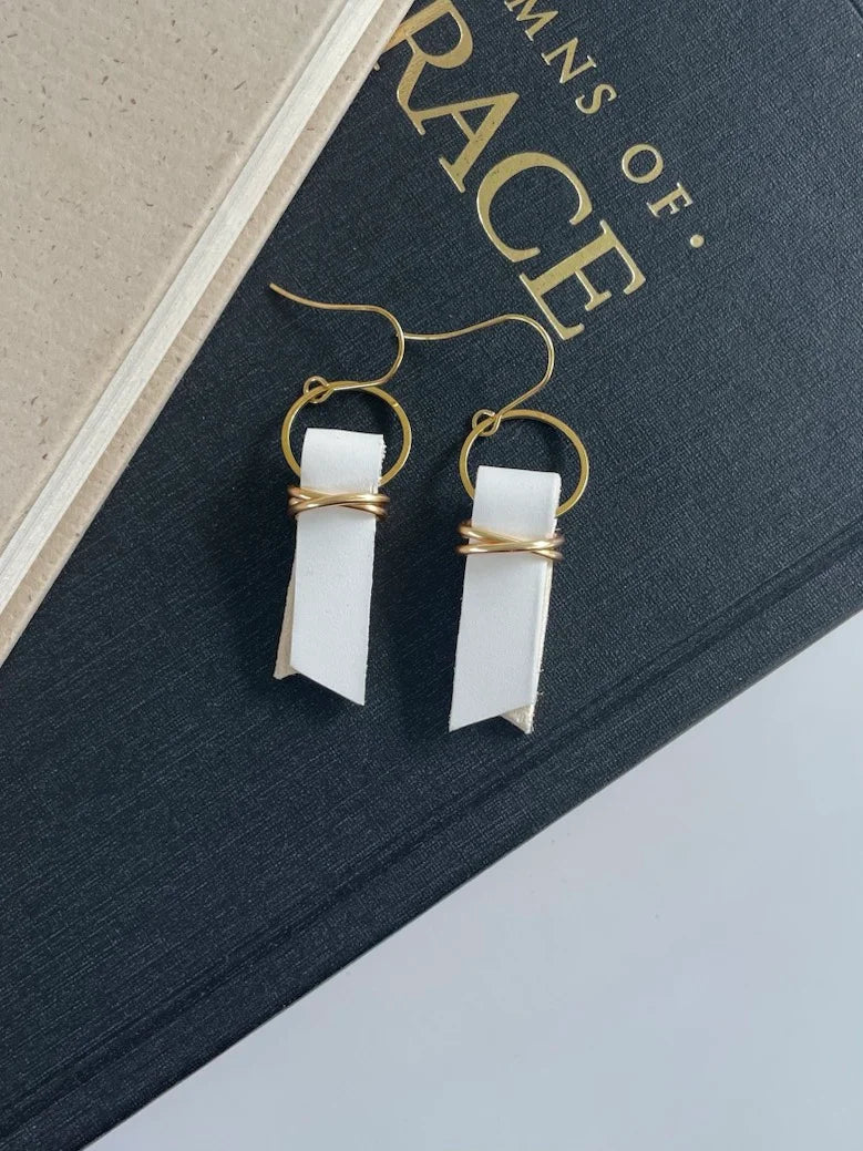 Off-White Tethered Home Earrings